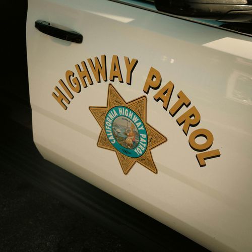CHP officers search for pursuit suspect hiding in Baldwin Park parking structure