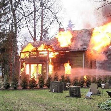 At least two dead in overnight house fire in Port Charlotte   - The Suncoast News & Scoop
